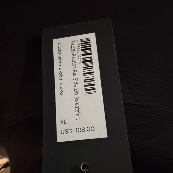 NEW with tags 🖤 Peloton Ribbed Mock neck zipper sweatshirt XL NWT gift - Picture 3 of 11